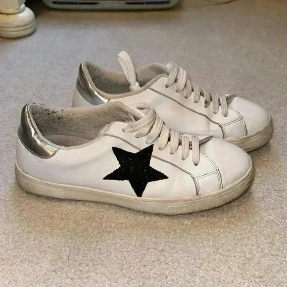 Steve Madden sneakers size 7.5 - Picture 1 of 7